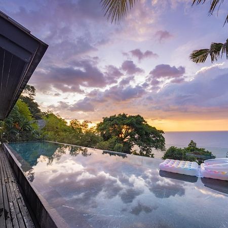 Villa Yang, Private Oceanfront Villa, 卡马拉海滩 外观 照片