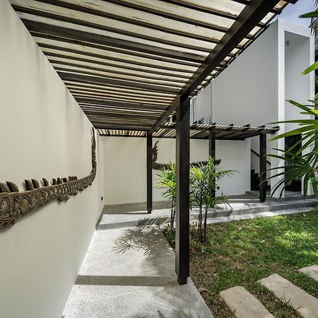 Villa Yang, Private Oceanfront Villa, 卡马拉海滩 外观 照片