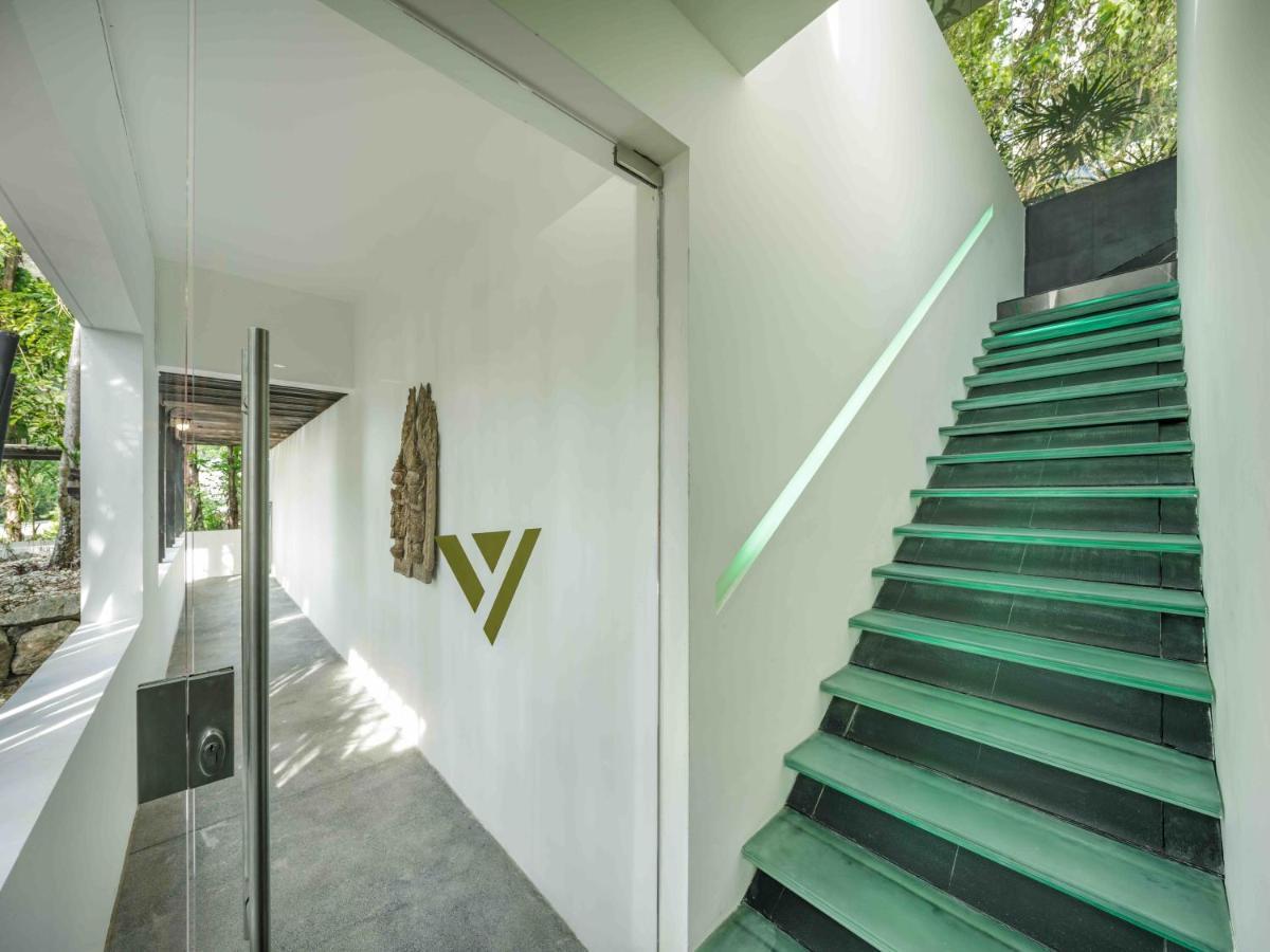 Villa Yang, Private Oceanfront Villa, 卡马拉海滩 外观 照片